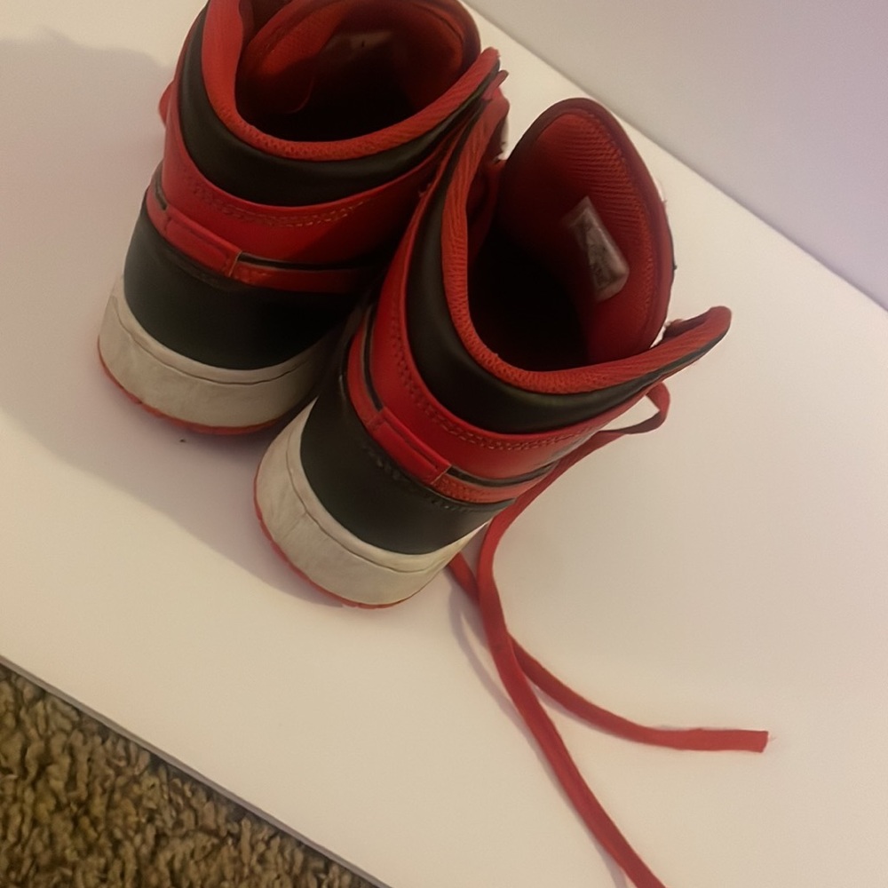 Jordan shoes - Picture 4 of 5